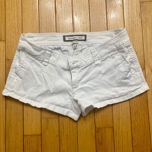 Abercrombie & Fitch white shorts